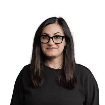 Lorenza Bové | Product Manager Woman with black hair and glasses against white background