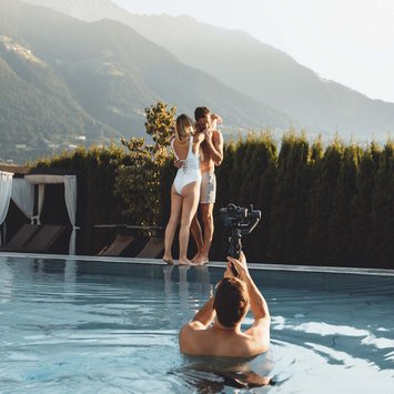 Pubblicità in Alto Adige: foto e video. Pubblicità in Alto Adige: foto e video.