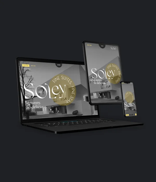 Sito web in design reattivo su laptop, tablet e smartphone con pubblicità Soley Suite